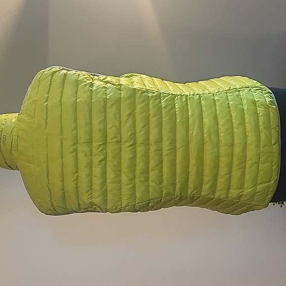 Eddie Bauer puffer vest - Picture 7 of 12